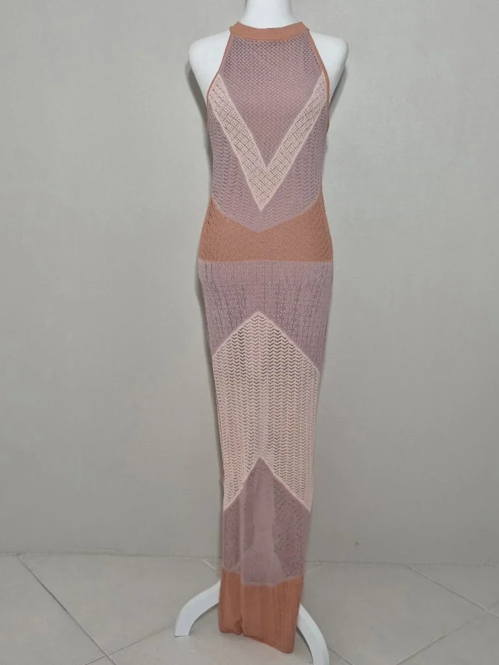 VENUS Women’s Sleeveless Knit Halter Maxi Dress Size Small NWOT - Picture 1 of 10